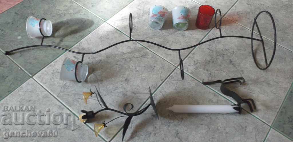 Auction  Beautiful metal cat candlesticks, flowers, etc