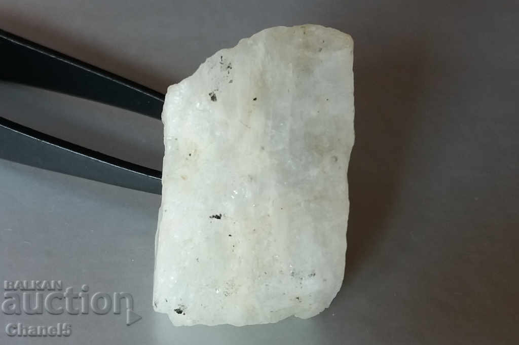 RAW MOON STONE - SRI LANKA - 39.75 carats (381) with price 14.00 BGN | € 7.16 RAW MOON STONE - SRI LANKA - 39.75 carats (381) with price 14.00 BGN | € 7.16