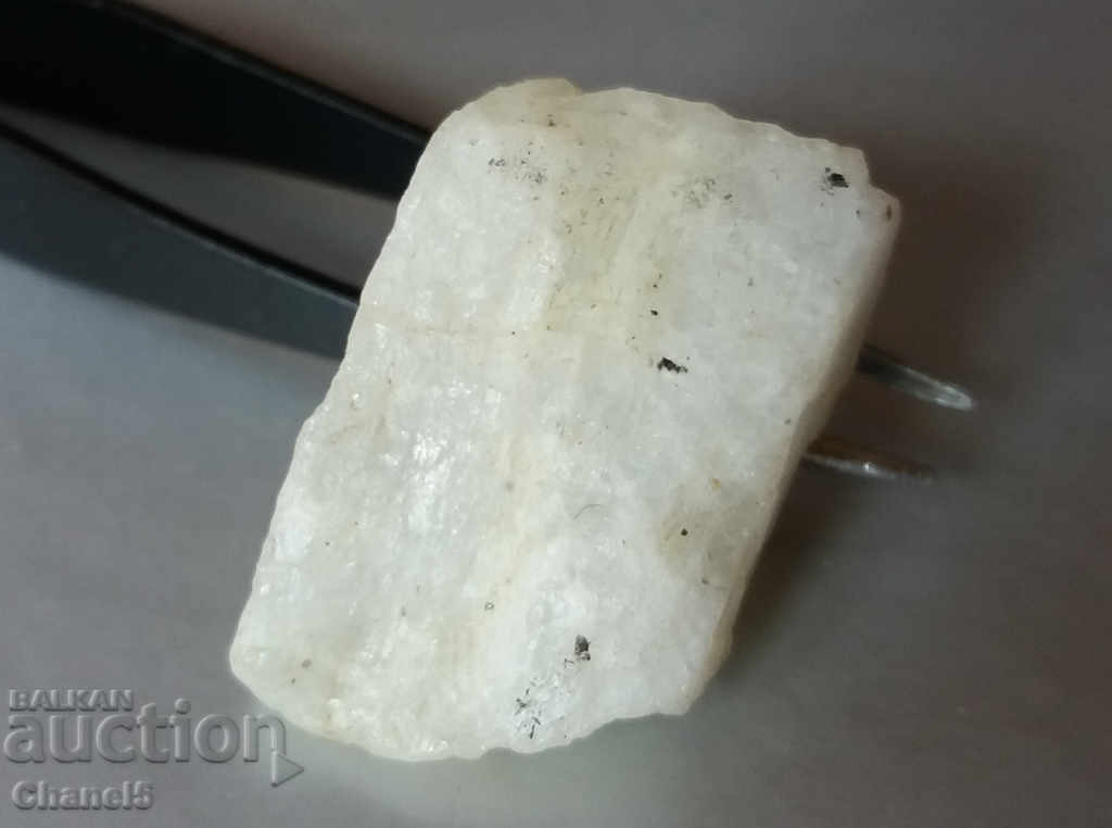 Auction RAW MOON STONE - SRI LANKA - 39.75 carats (381) Auction RAW MOON STONE - SRI LANKA - 39.75 carats (381)