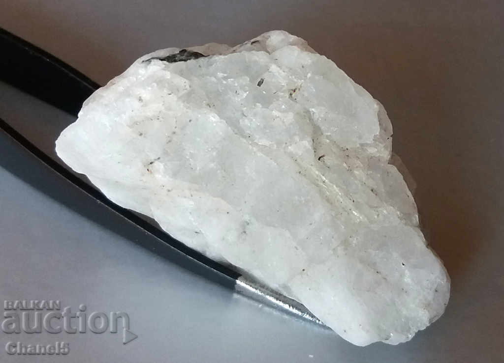 Auction RAW MOON STONE - SRI LANKA - 98.35 carats (384) Auction RAW MOON STONE - SRI LANKA - 98.35 carats (384)