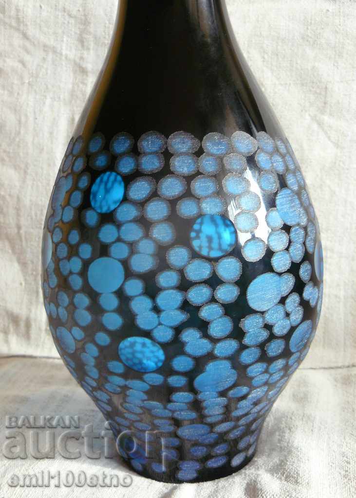 Large vase thick blue glass with price 17.00 BGN | € 8.69