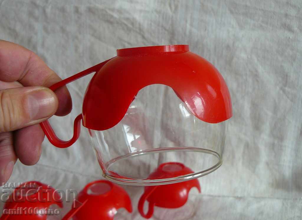 Stylish tea set from the 80's plastic cups - 6 Stylish tea set from the 80's plastic cups - 6