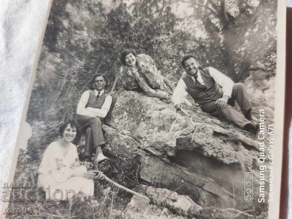 Delivery of CHRISTINA MORFOVA + LYUDMILA PROKOPOVA = LOVE Delivery of CHRISTINA MORFOVA + LYUDMILA PROKOPOVA = LOVE