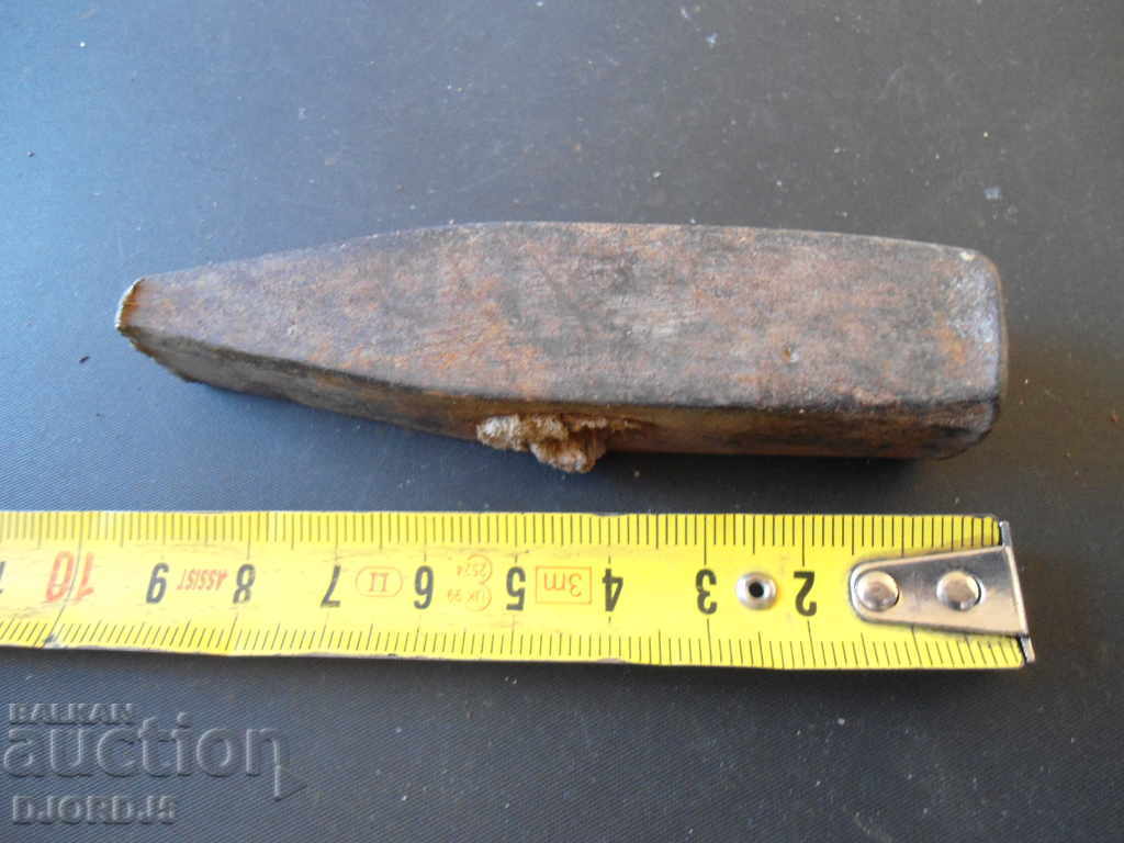 Auction Old little hammer, marking Auction Old little hammer, marking