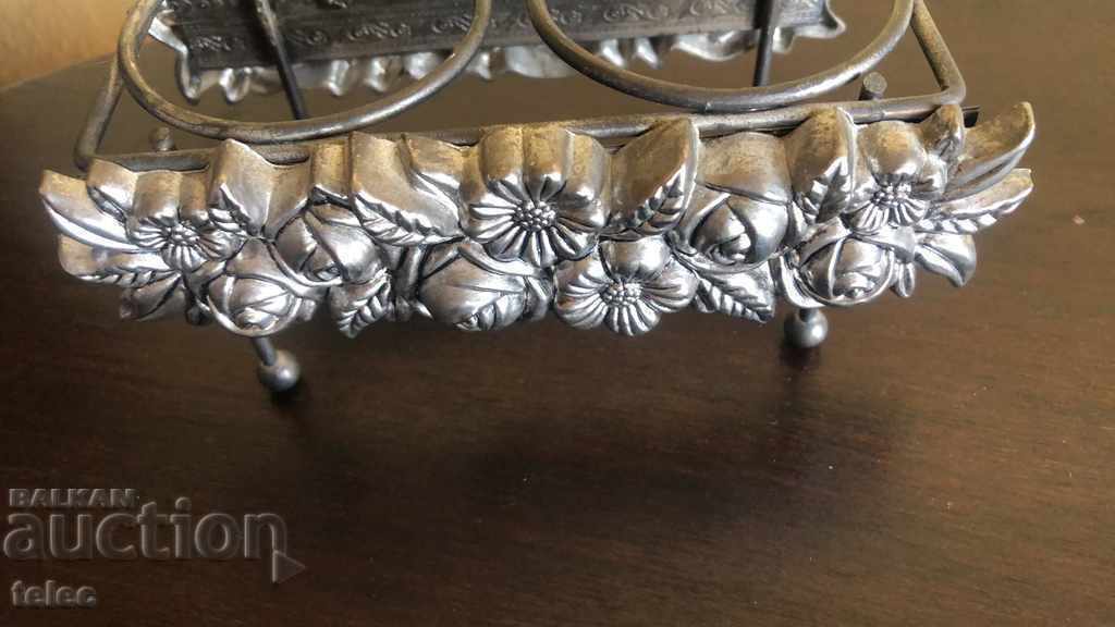 Auction Art Deco style set Auction Art Deco style set