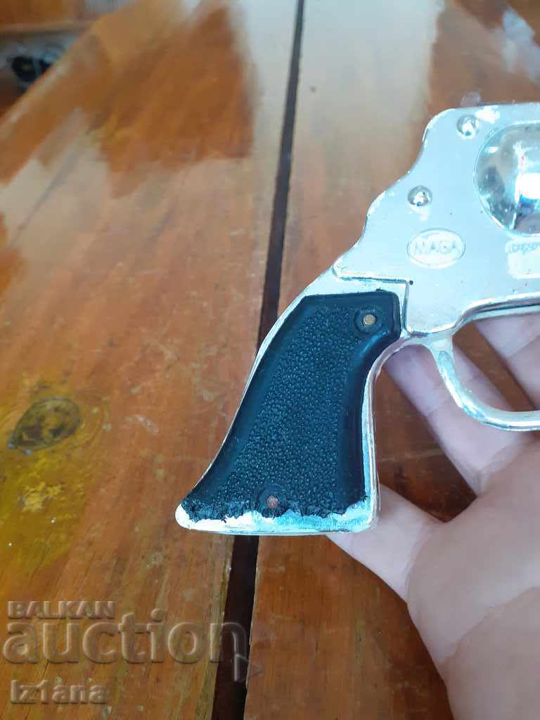 Delivery of Old Kid's Gun Delivery of Old Kid's Gun