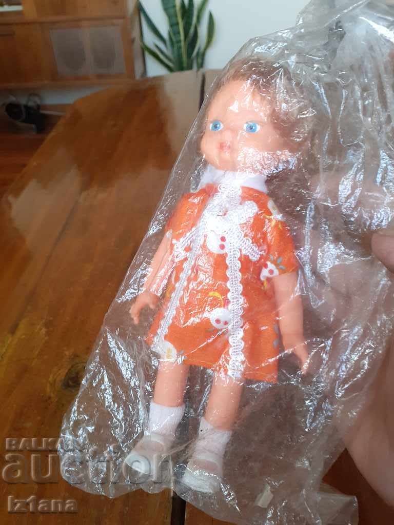 An old doll with price 30.00 BGN | € 15.34 An old doll with price 30.00 BGN | € 15.34