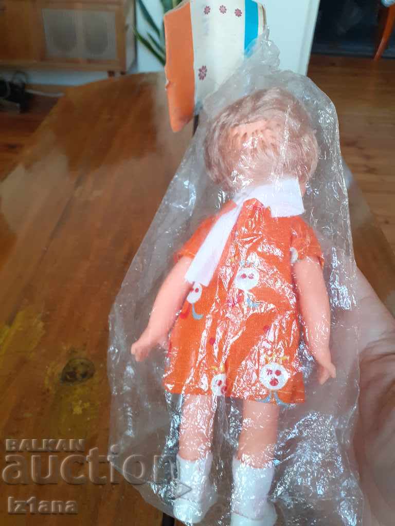 Auction An old doll Auction An old doll