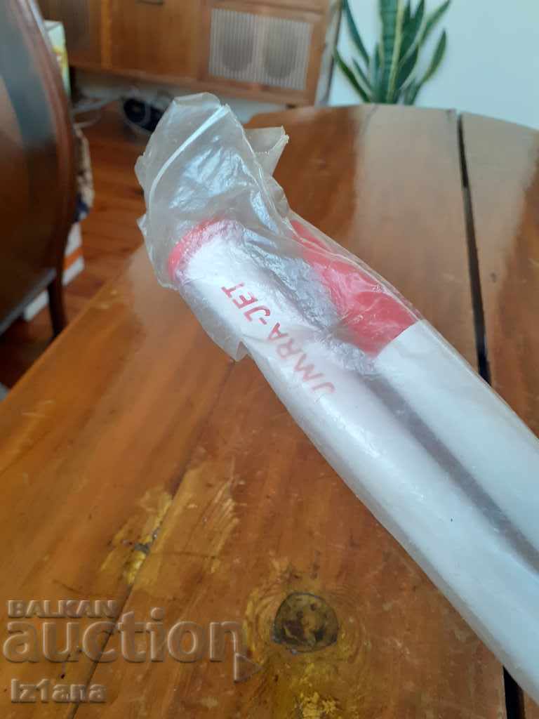 Auction  Old Jmra Jet knitting needles