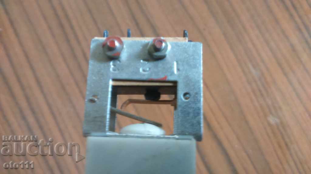 ELECTRIC BUTTONS - 30 pieces - 5 ELECTRIC BUTTONS - 30 pieces - 5