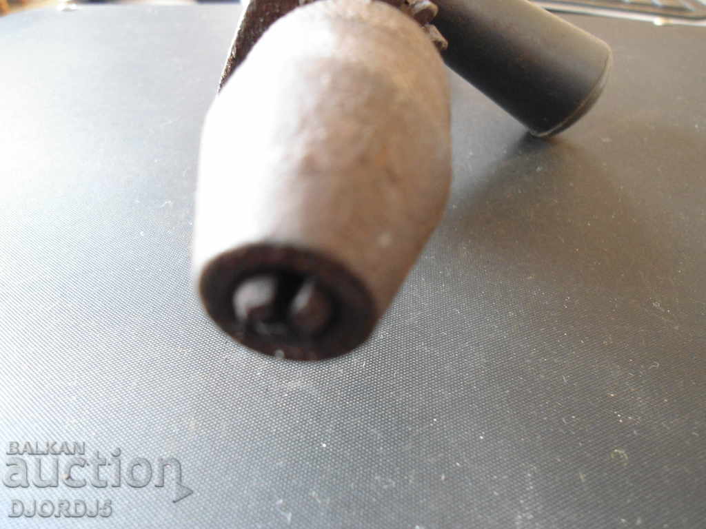 Livrarea Instrument vechi, burghiu