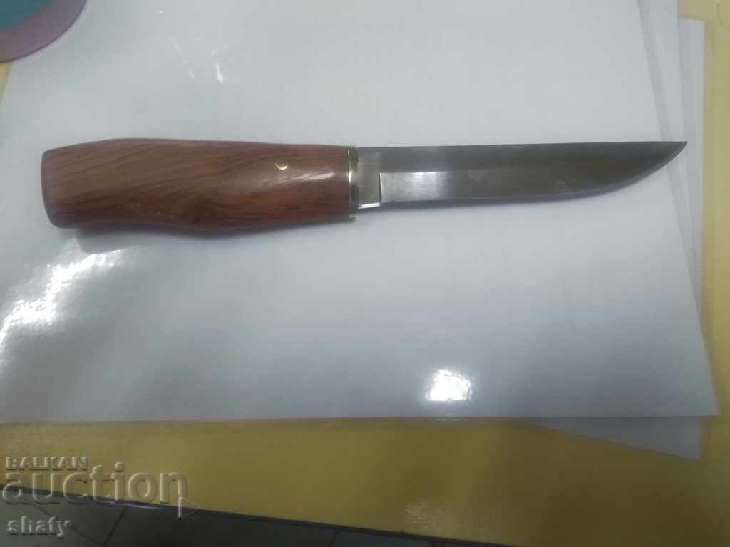 Delivery of Fink knife. Delivery of Fink knife.