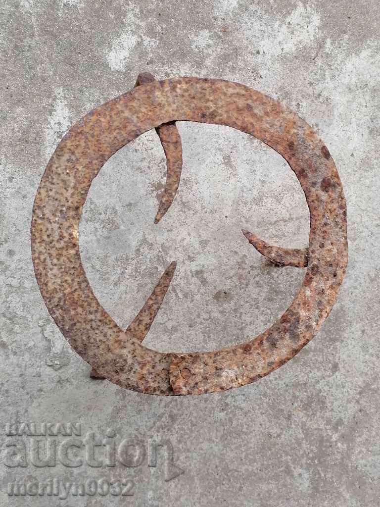 Antique wrought iron stove, hearth, grill, wrought iron with price 39.00 BGN | € 19.94 Antique wrought iron stove, hearth, grill, wrought iron with price 39.00 BGN | € 19.94