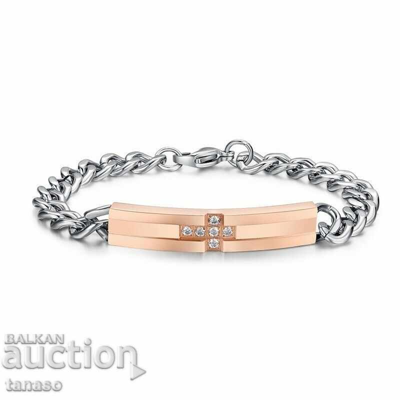 Stylish stainless steel bracelet with topaz