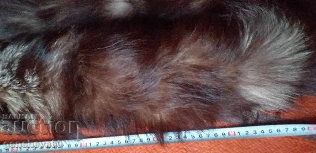 Natural silver fox fur collar with price 50.00 BGN | € 25.56 Natural silver fox fur collar with price 50.00 BGN | € 25.56