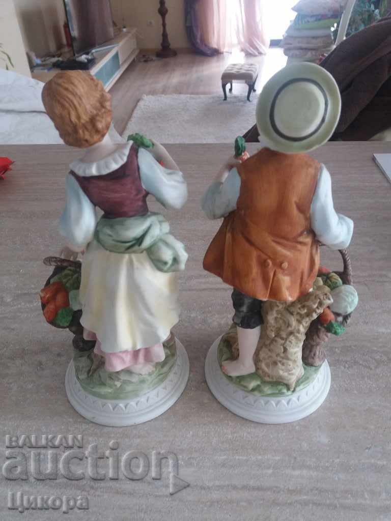 PORCELAIN FIGURE STATUET-2 pcs with price 100.00 BGN | € 51.13 PORCELAIN FIGURE STATUET-2 pcs with price 100.00 BGN | € 51.13