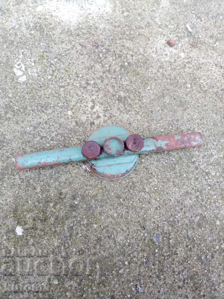 συσκευή κλεισίματος για τα παλιά βάζα με τιμή 4.99 BGN | € 2.55