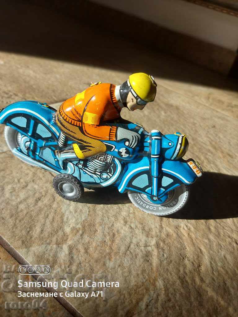 MOTORCYCLIST with price 53.10 BGN | € 27.15 MOTORCYCLIST with price 53.10 BGN | € 27.15
