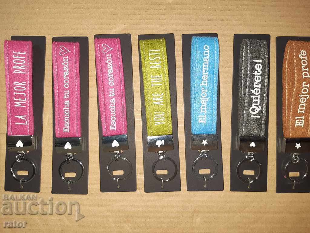 Auction  Key holders new - 10 pieces