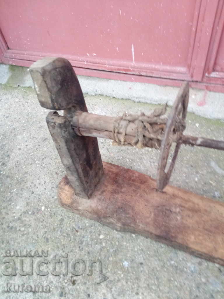 Very old wheel drive - 6 Very old wheel drive - 6