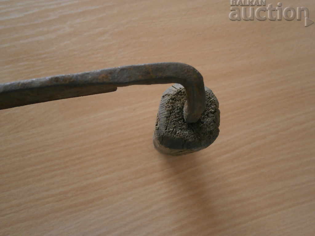 παλιό πρωτόγονο χειροποίητο χέρι ροκανάν - 5