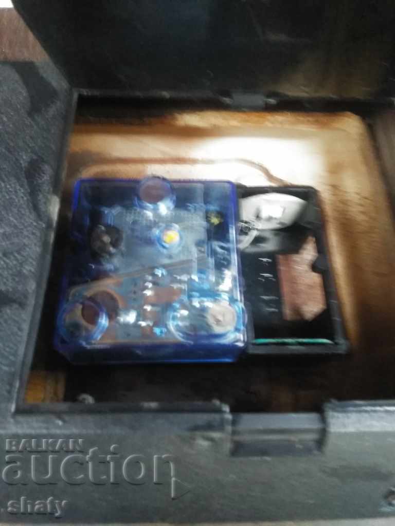 Delivery of Old Russian watch.