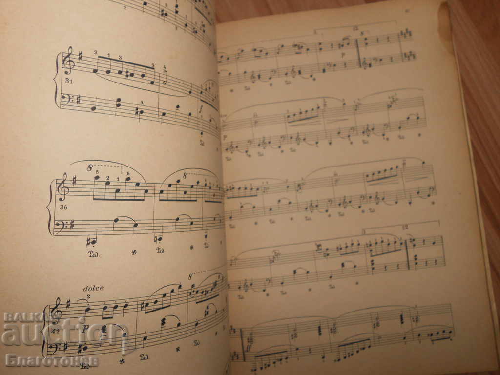 Auction Old music book textbook Auction Old music book textbook