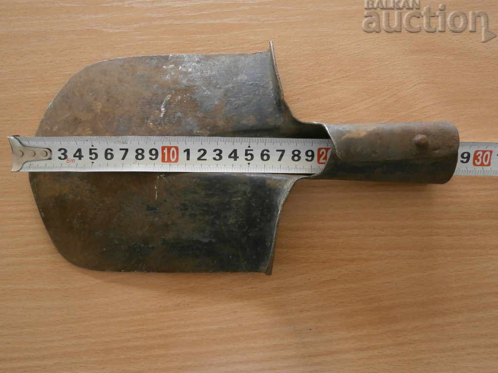 Delivery of WW1 Soldier Spade Russia USSR WW2 Delivery of WW1 Soldier Spade Russia USSR WW2
