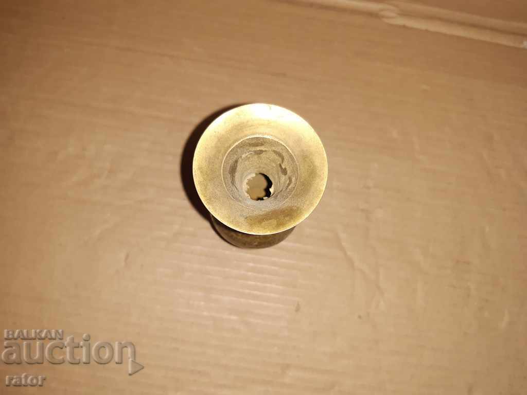 Livrarea Vaza din bronz