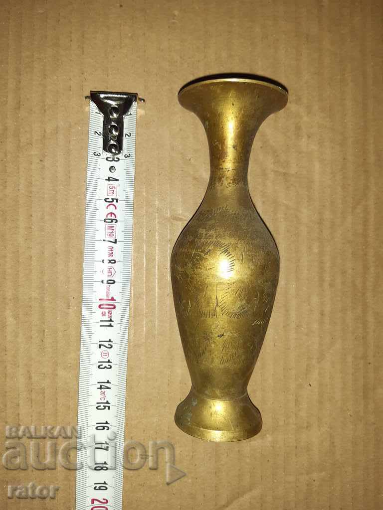 Vaza din bronz