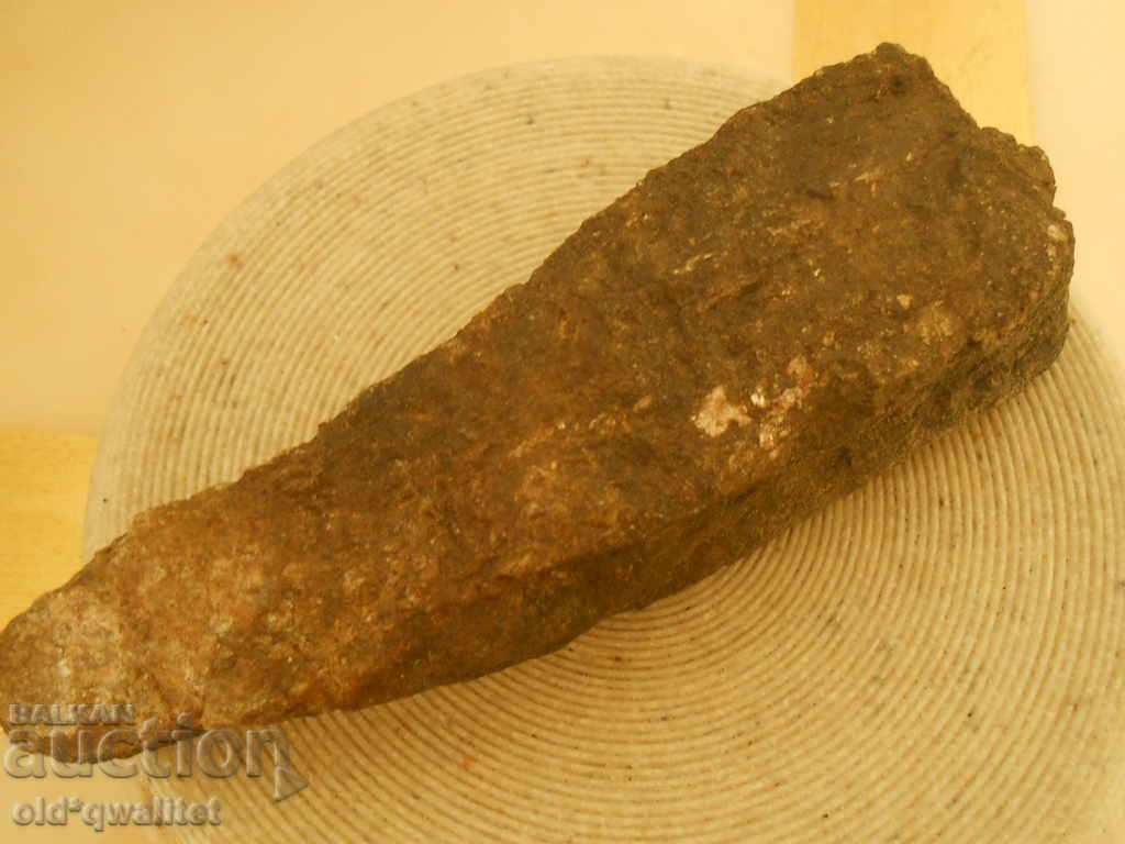 Πέτρα από τον πυθμένα του ποταμού ELBA μέγεθος περίπου 11,5 cm / 4 cm / 2,7 cm με τιμή 197.00 BGN | € 100.72 Πέτρα από τον πυθμένα του ποταμού ELBA μέγεθος περίπου 11,5 cm / 4 cm / 2,7 cm με τιμή 197.00 BGN | € 100.72