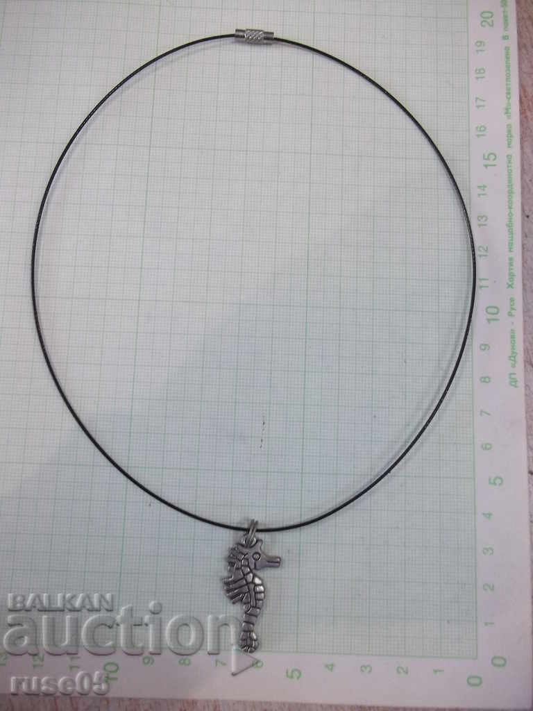 Necklace with a dragonfly