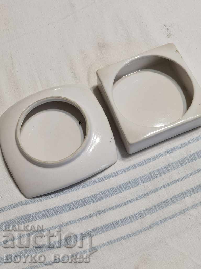 Cutie de bijuterii din porțelan antic rusesc original cu preț 29.00 BGN | € 14.83