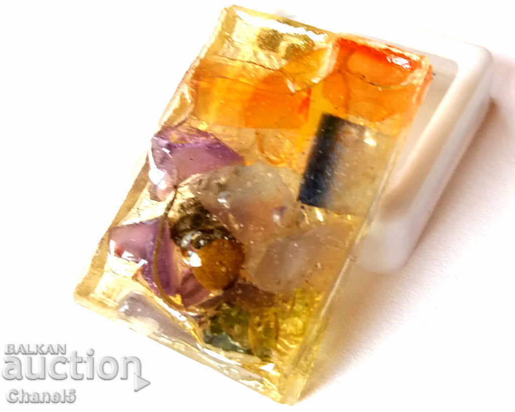 Auction BUDDHA TILE WITH BUILT-IN NATURAL PRECIOUS STONES (390) Auction BUDDHA TILE WITH BUILT-IN NATURAL PRECIOUS STONES (390)