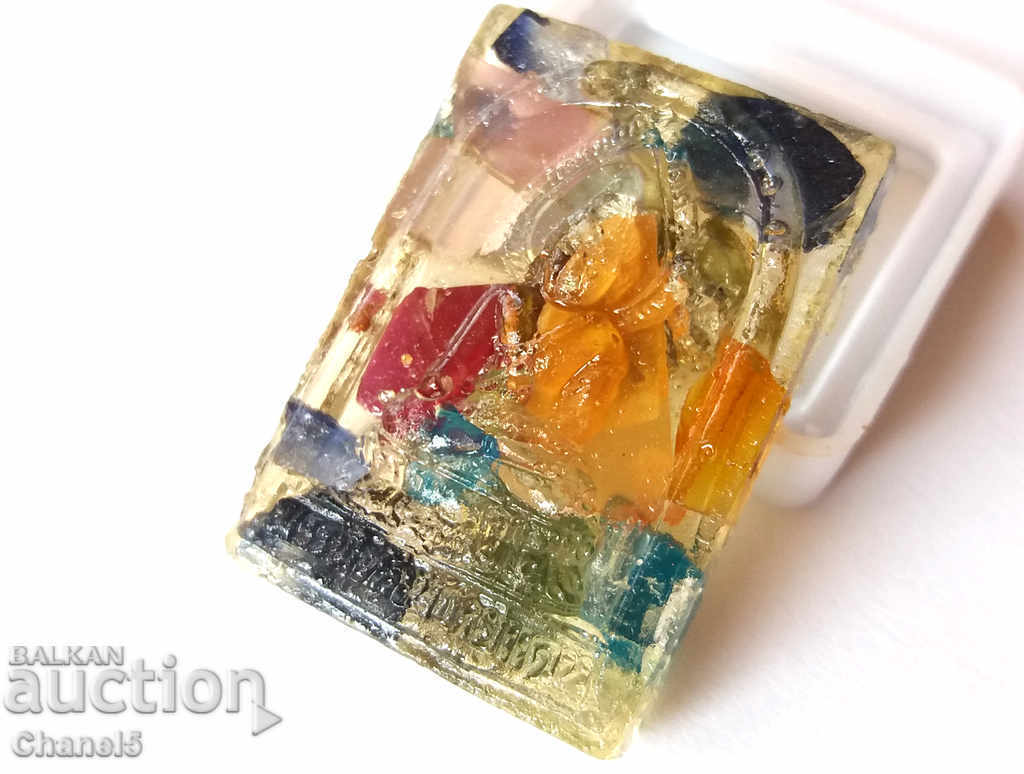 Auction BUDDHA TILE WITH BUILT-IN NATURAL PRECIOUS STONES (394) Auction BUDDHA TILE WITH BUILT-IN NATURAL PRECIOUS STONES (394)