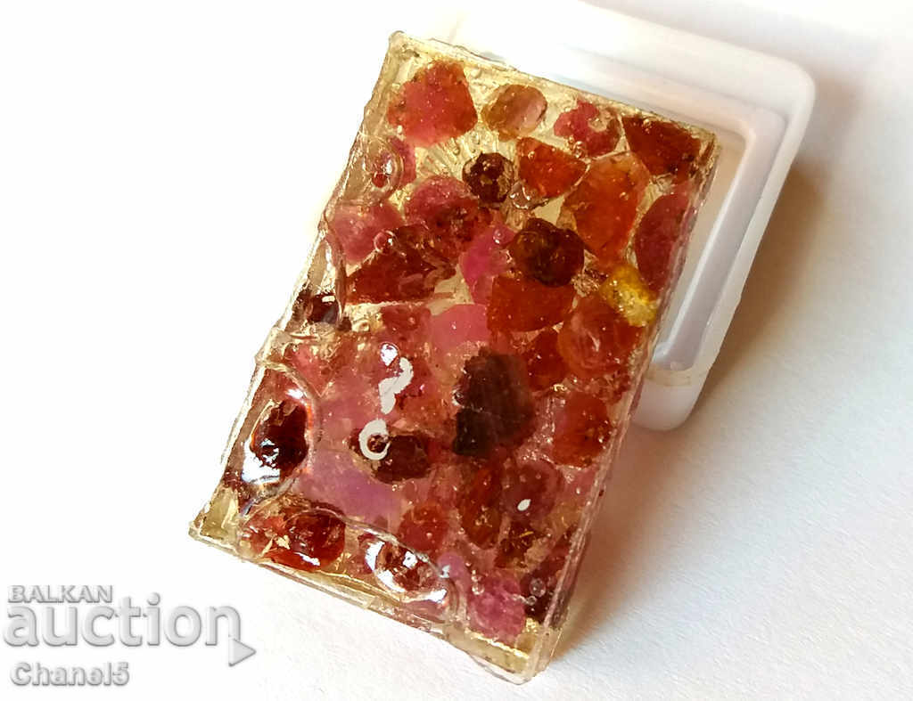 Auction BUDDHA TILE WITH BUILT-IN NATURAL RUBY (398) Auction BUDDHA TILE WITH BUILT-IN NATURAL RUBY (398)