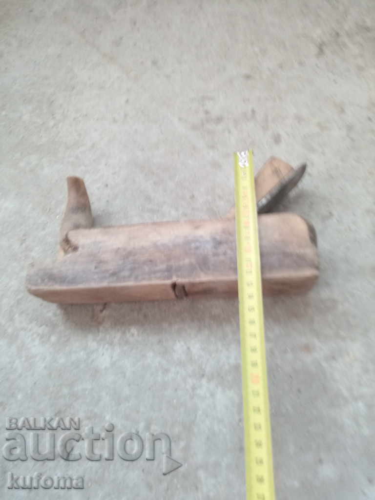 Old carpentry grater with price 19.99 BGN | € 10.22