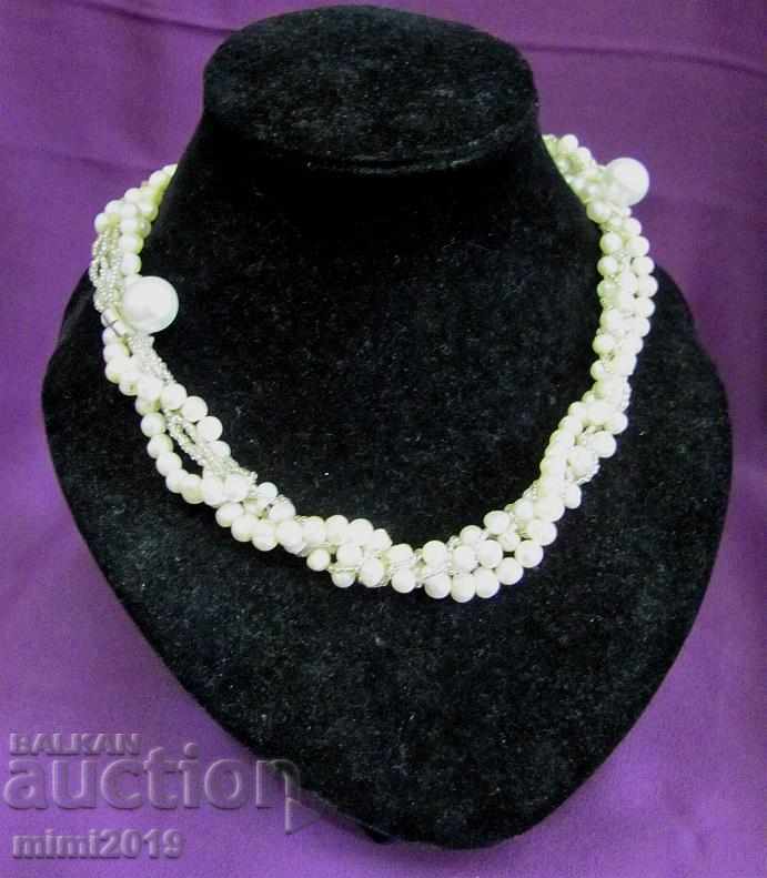 Auction Vintage Women's Necklace natural pearls Auction Vintage Women's Necklace natural pearls