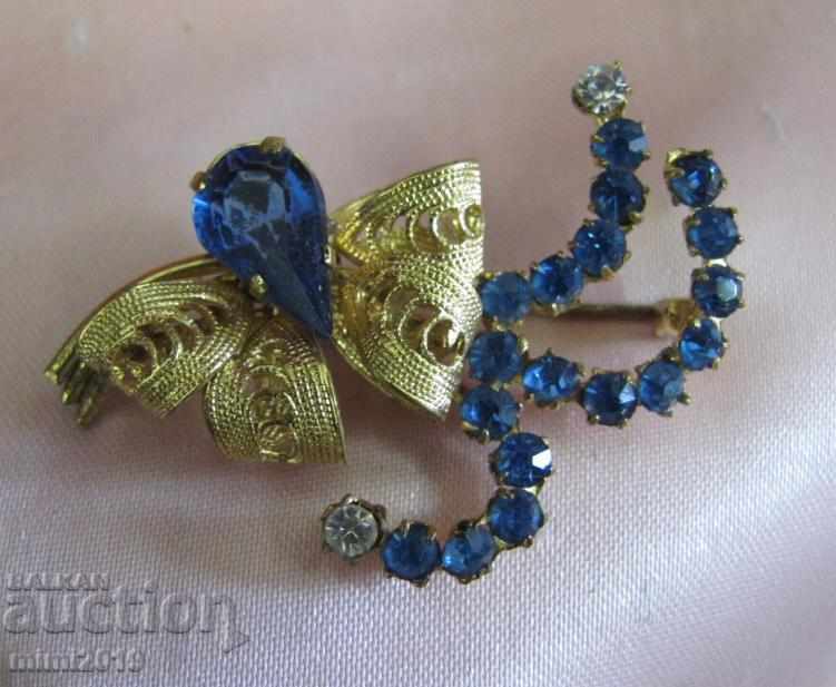 Vintage Women's Brooch Bohemia with price 80.00 BGN | € 40.90 Vintage Women's Brooch Bohemia with price 80.00 BGN | € 40.90