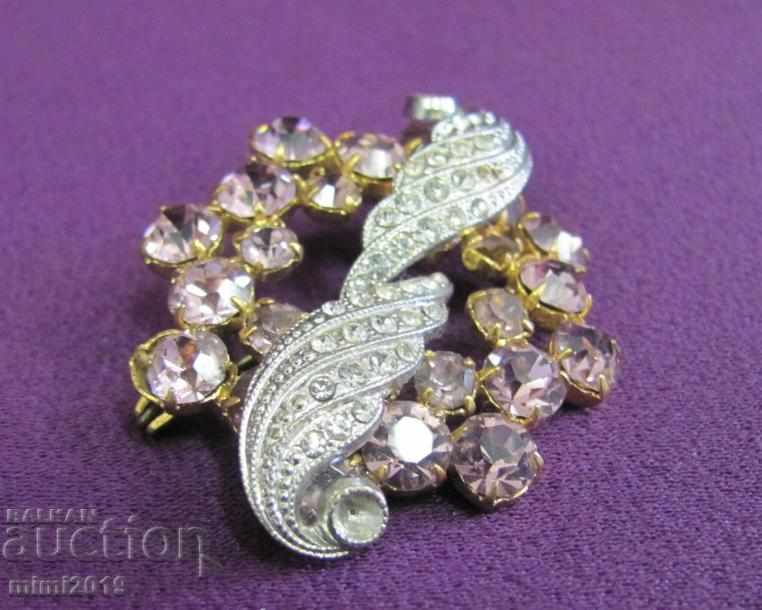 Vintage Women's Brooch Bohemia with price 90.00 BGN | € 46.02 Vintage Women's Brooch Bohemia with price 90.00 BGN | € 46.02