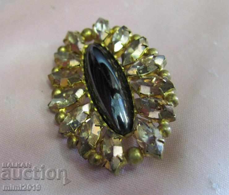 Auction Vintage Women's Brooch Bohemia Auction Vintage Women's Brooch Bohemia