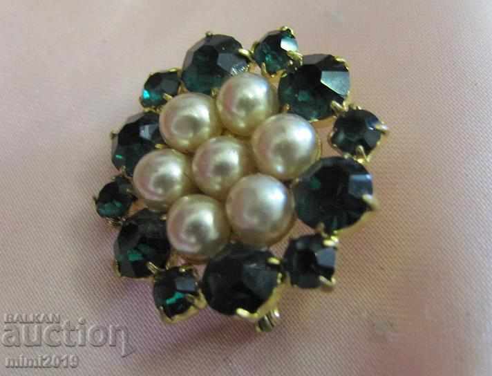 Auction Vintage Women's Brooch Bohemia Auction Vintage Women's Brooch Bohemia