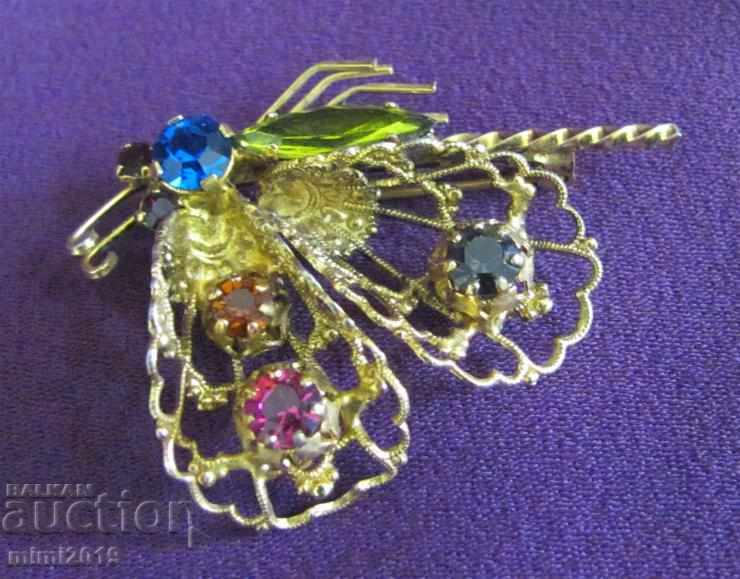Vintage Women's Brooch Bohemia with price 45.00 BGN | € 23.01 Vintage Women's Brooch Bohemia with price 45.00 BGN | € 23.01