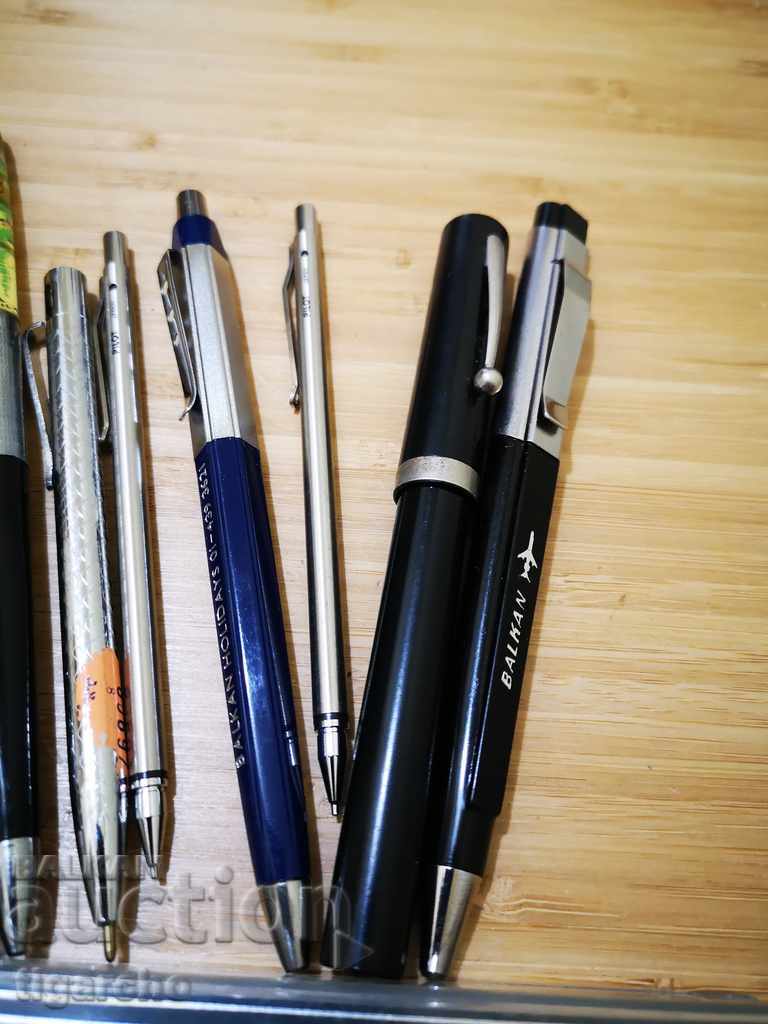Auction  Old pens and pen