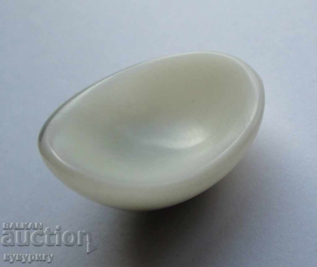 Auction An old human artificial eye medical device Auction An old human artificial eye medical device