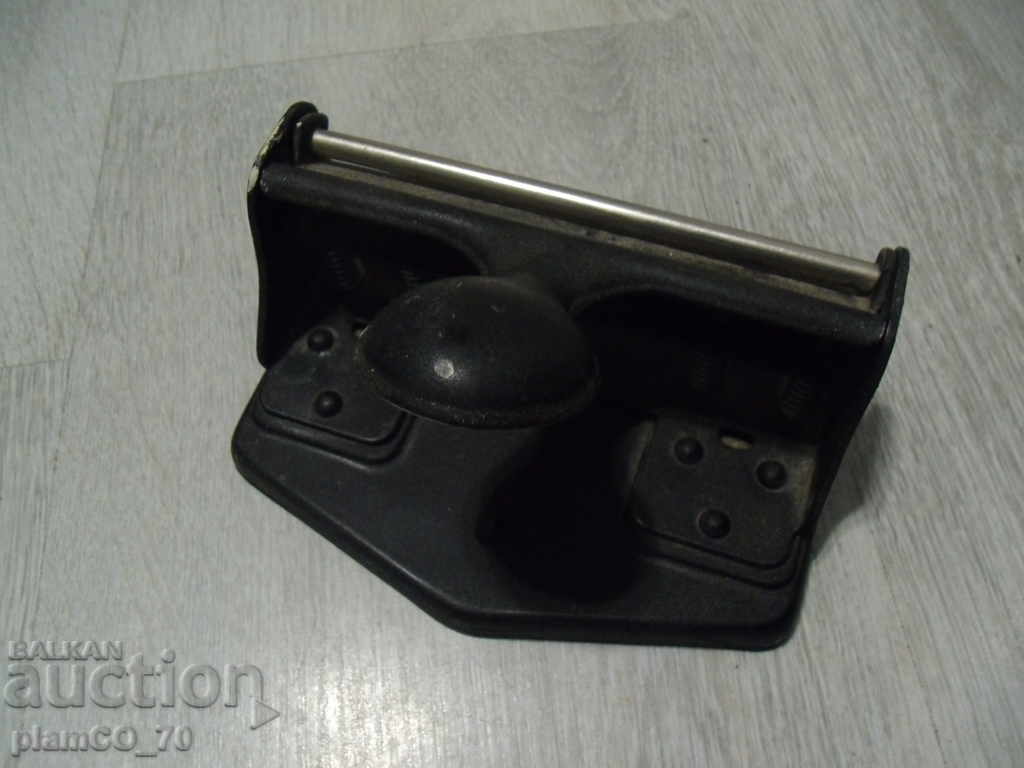 № * 5045 old metal perforator with price 5.00 BGN | € 2.56 № * 5045 old metal perforator with price 5.00 BGN | € 2.56