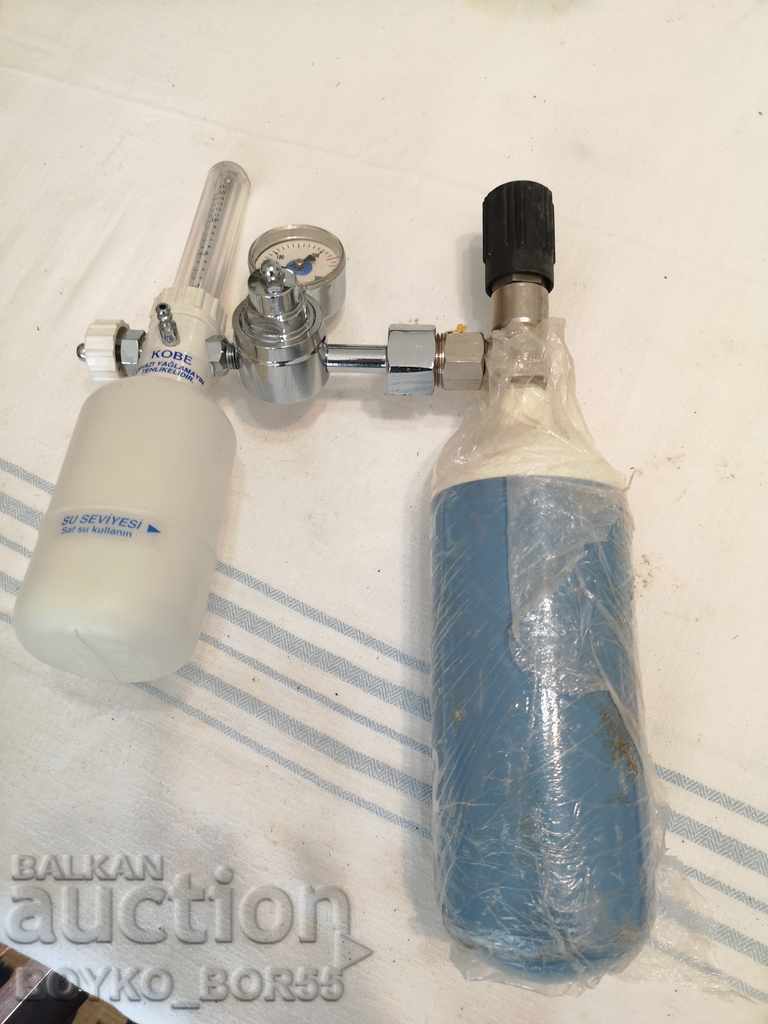 Delivery of Medical Oxygen Bottle Delivery of Medical Oxygen Bottle