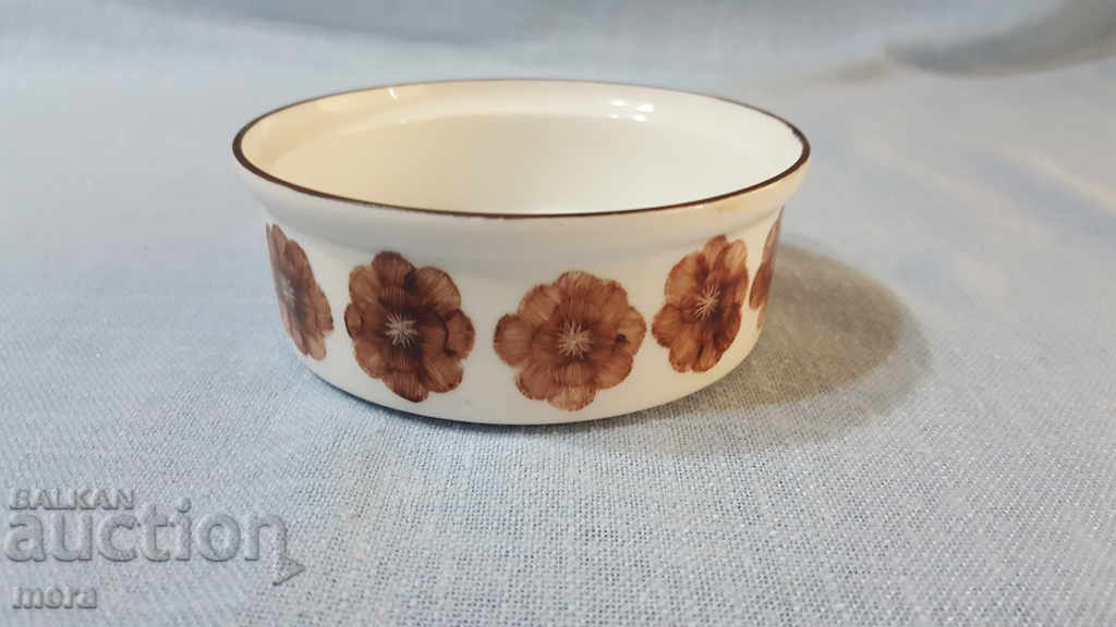 Porcelain bowl with price 25.00 BGN | € 12.78 Porcelain bowl with price 25.00 BGN | € 12.78