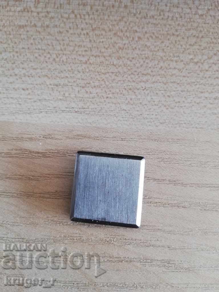 Licitație Mașină de ceas pentru doamnă LUCH. Licitație Mașină de ceas pentru doamnă LUCH.