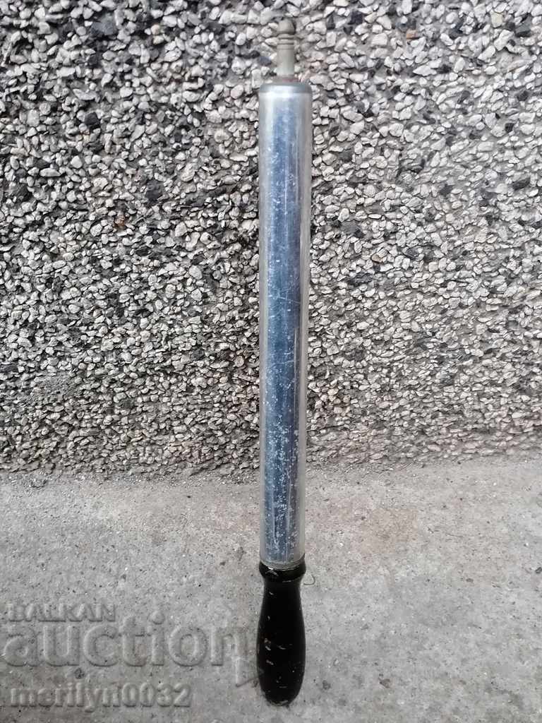 Old pump for bicycle wheel with price 39.00 BGN | € 19.94 Old pump for bicycle wheel with price 39.00 BGN | € 19.94